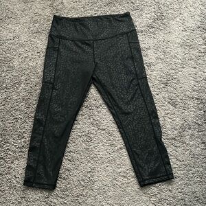 Leopard Capri